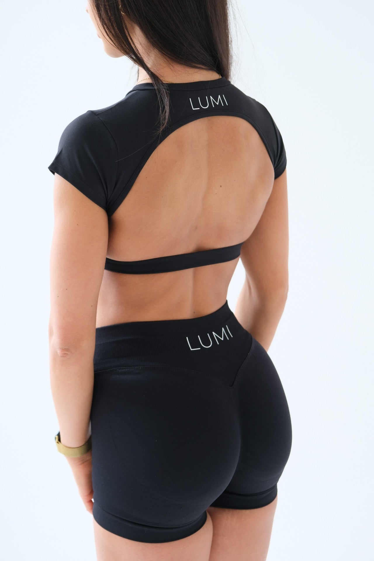 Abundance Backless Crop